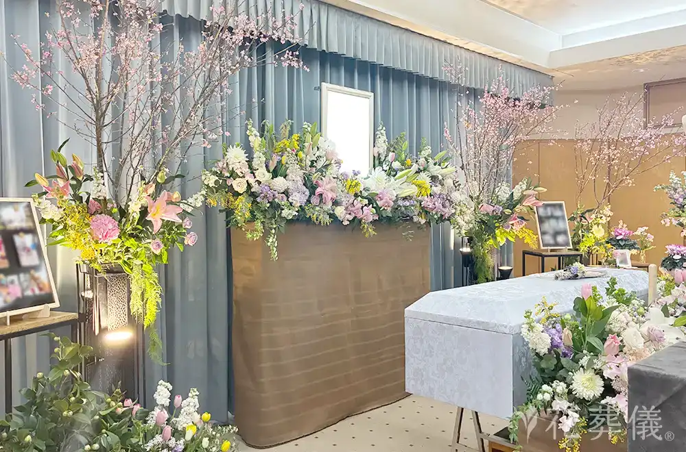 お疲れ様の花祭壇