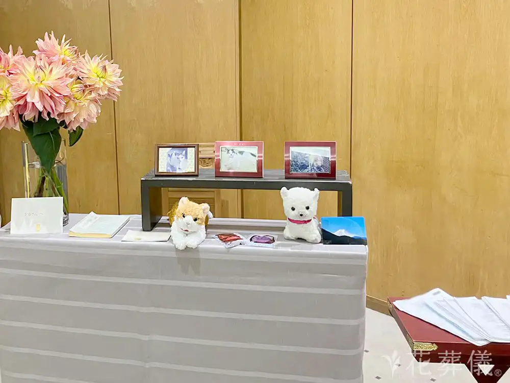 青梅市民斎場で葬儀を行ったお客様の祭壇写真03