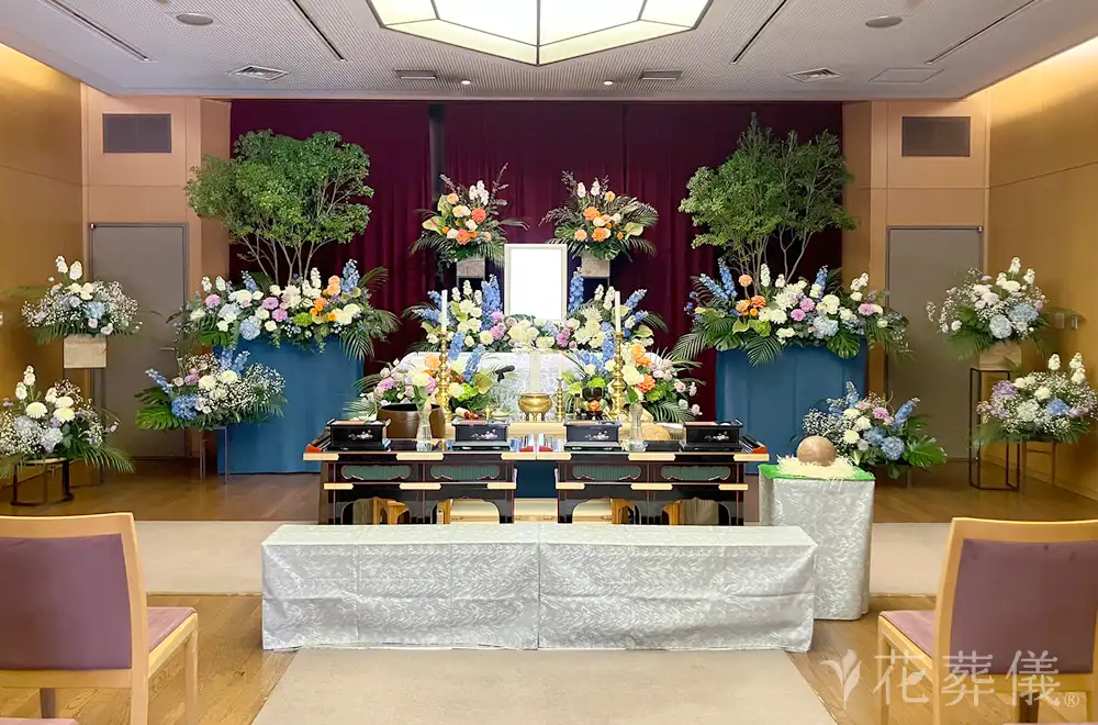 伊豆サンセットの花祭壇