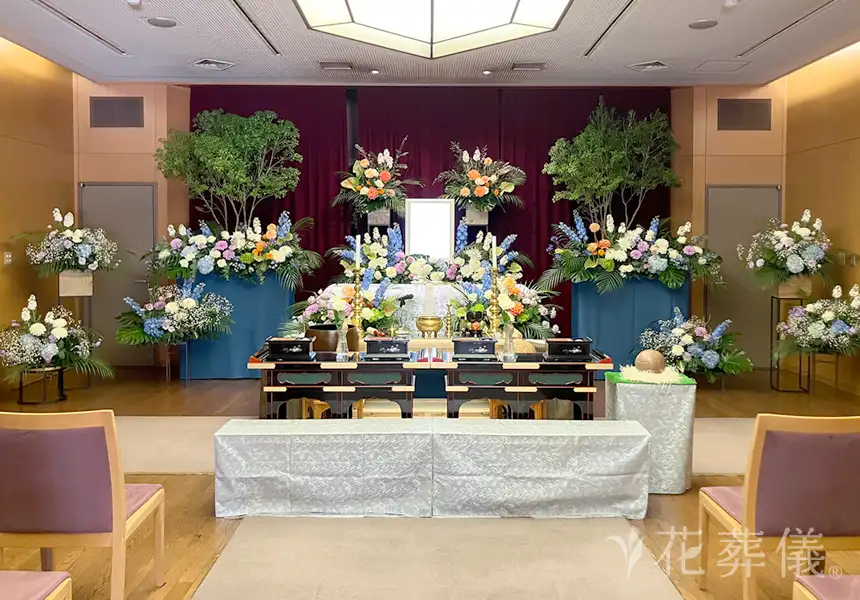 ご家族皆様と夕日を眺めている伊豆サンセットの空間をイメージして