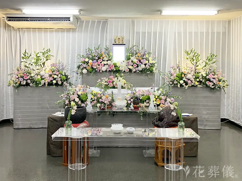 長命寺東高野会館で葬儀を行ったお客様の祭壇写真02