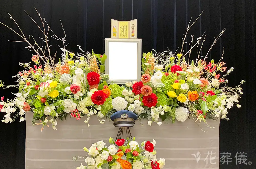 流れゆく季節を車窓からの花祭壇