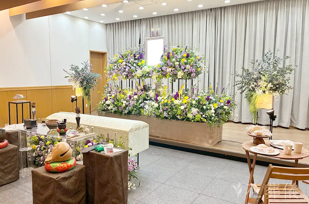 フレンチガーデンの花祭壇