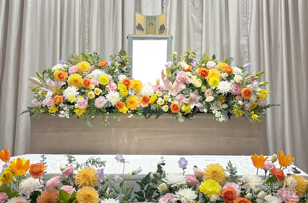 陽だまりの記憶と、愛する人たちへの乾杯の花祭壇