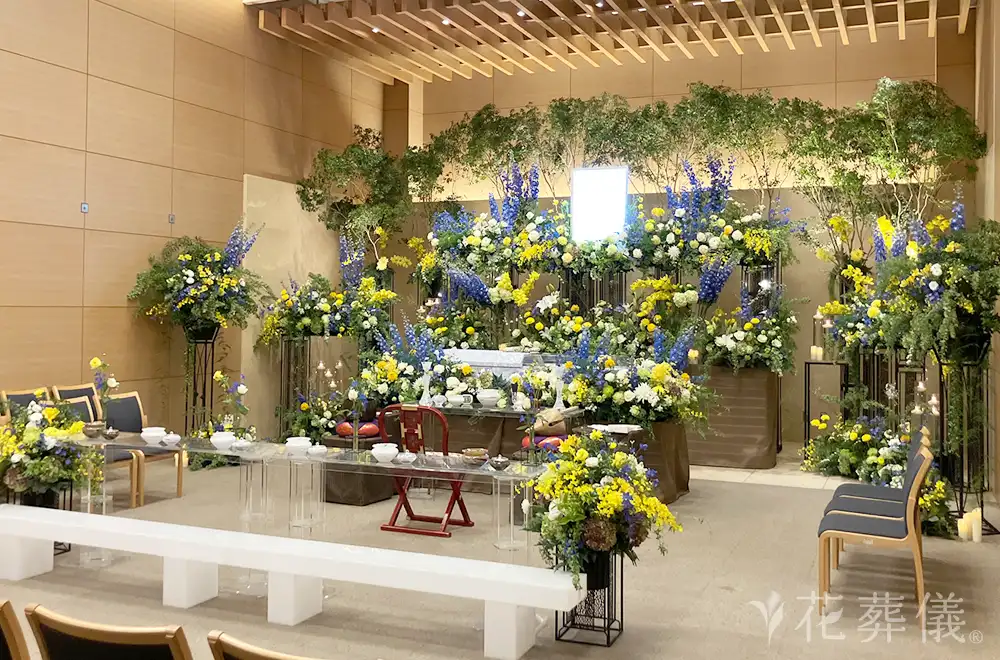 夏の森の花祭壇