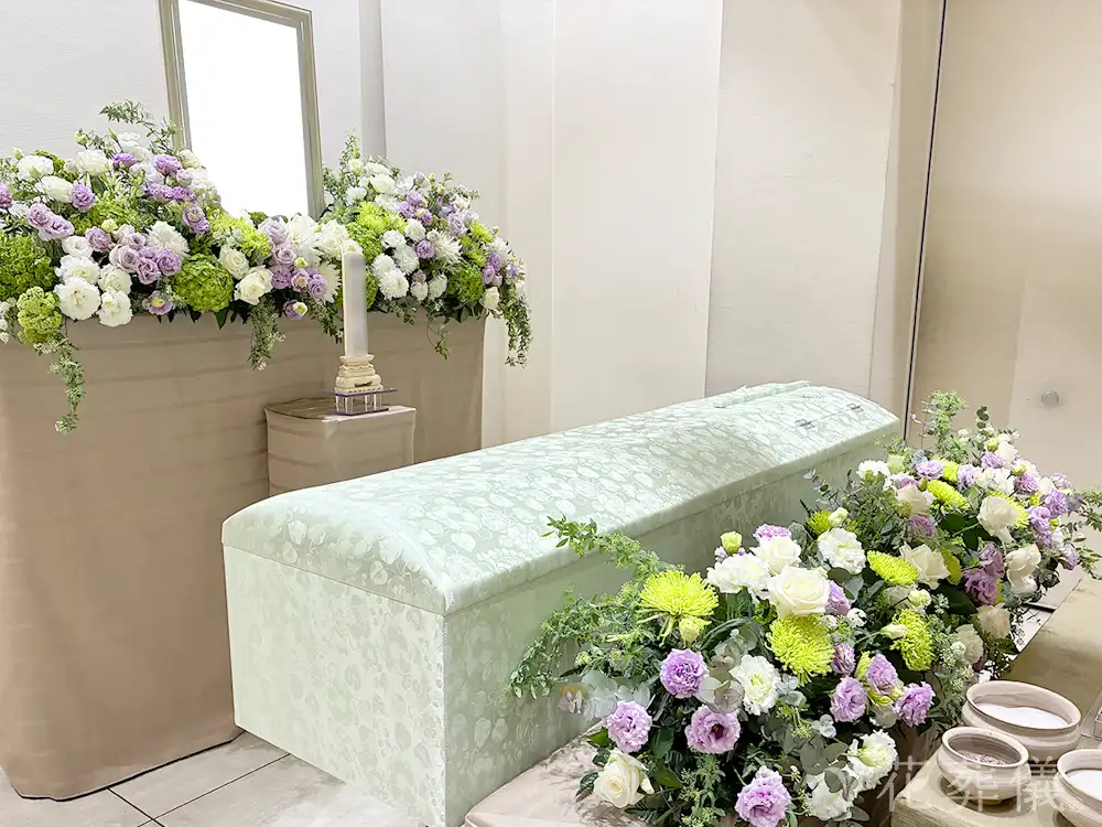 かわさき北部斎苑で葬儀を行ったお客様の祭壇写真03