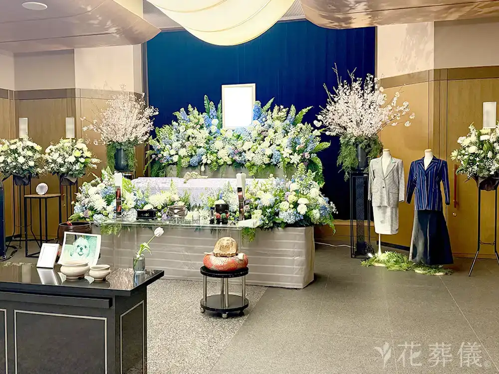 千葉市斎場で葬儀を行ったお客様の祭壇写真01