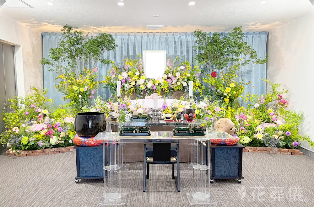 思い出のお庭の花祭壇