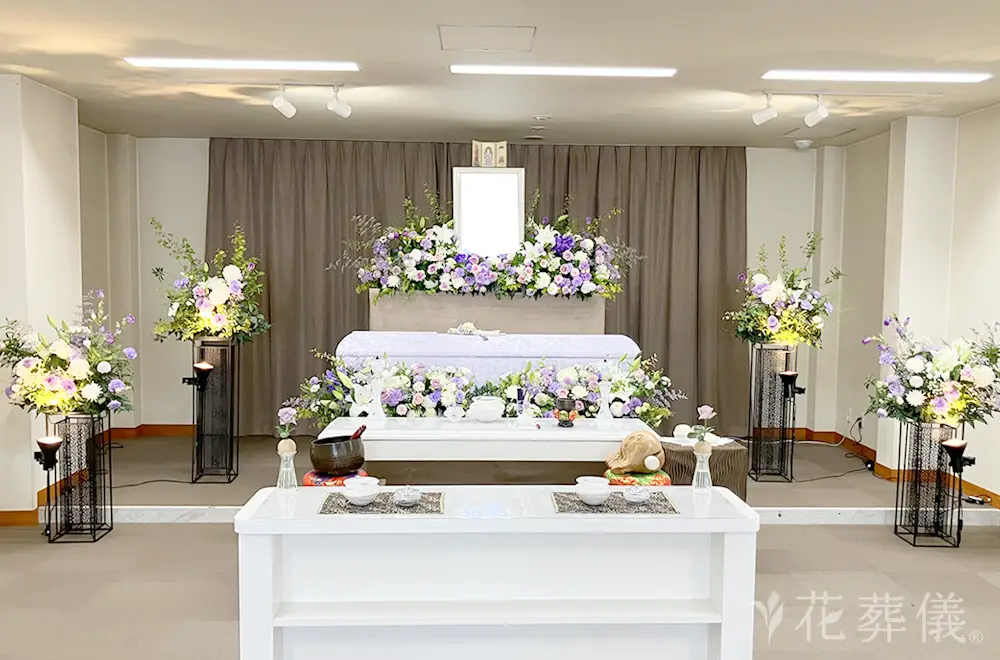 ノーブル・エレガンス　　の花祭壇