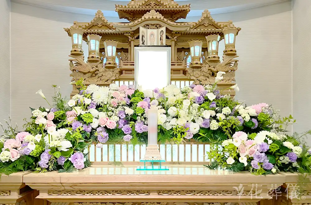 ヘリテージ・織りなす絆の花祭壇