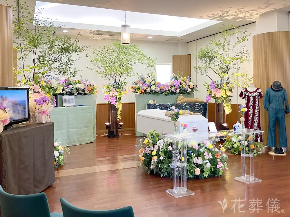 フォーシーズンメモリアルで葬儀を行ったお客様の祭壇写真03