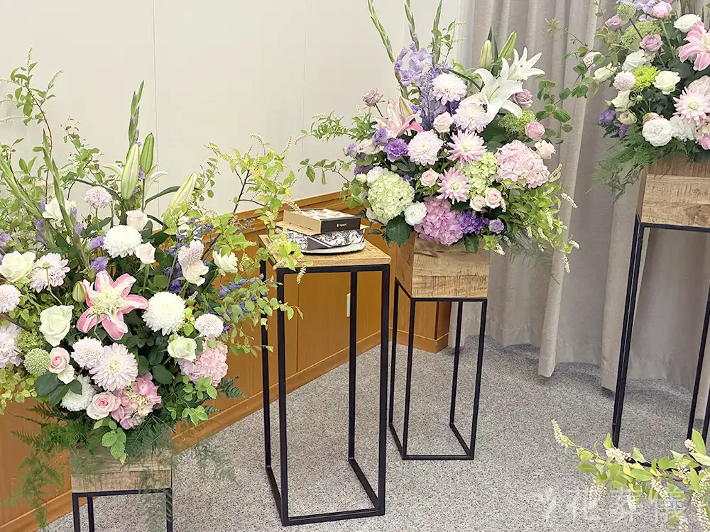 臨海斎場で葬儀を行ったお客様の祭壇写真03