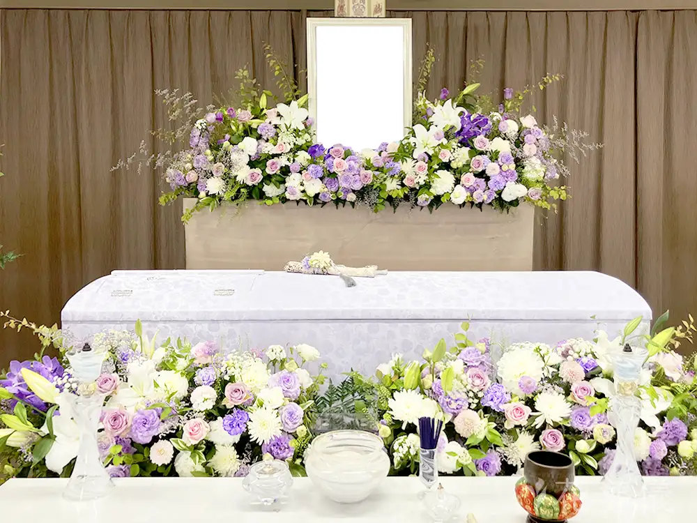 東松山斎場で葬儀を行ったお客様の祭壇写真03