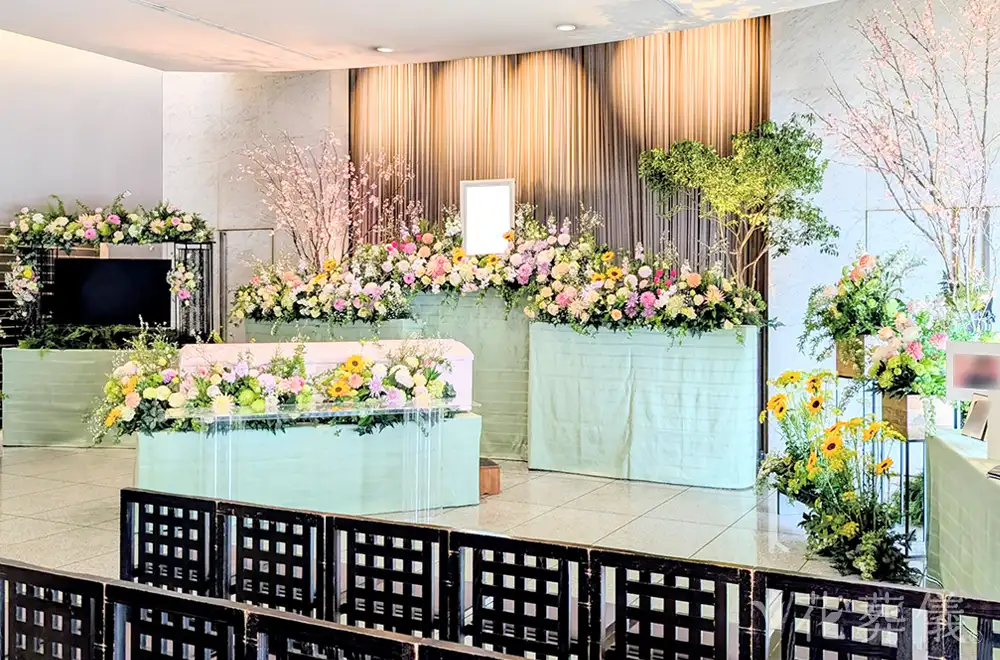 結婚式～エンドロールを～の花祭壇