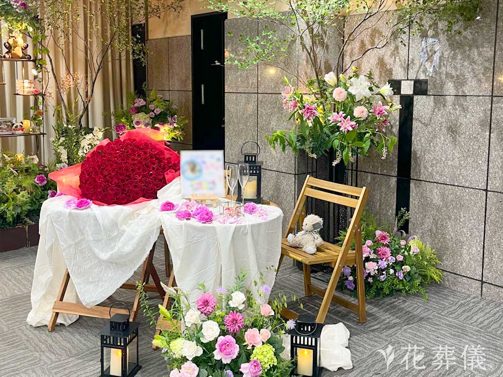 南多摩斎場で葬儀を行ったお客様の祭壇写真03