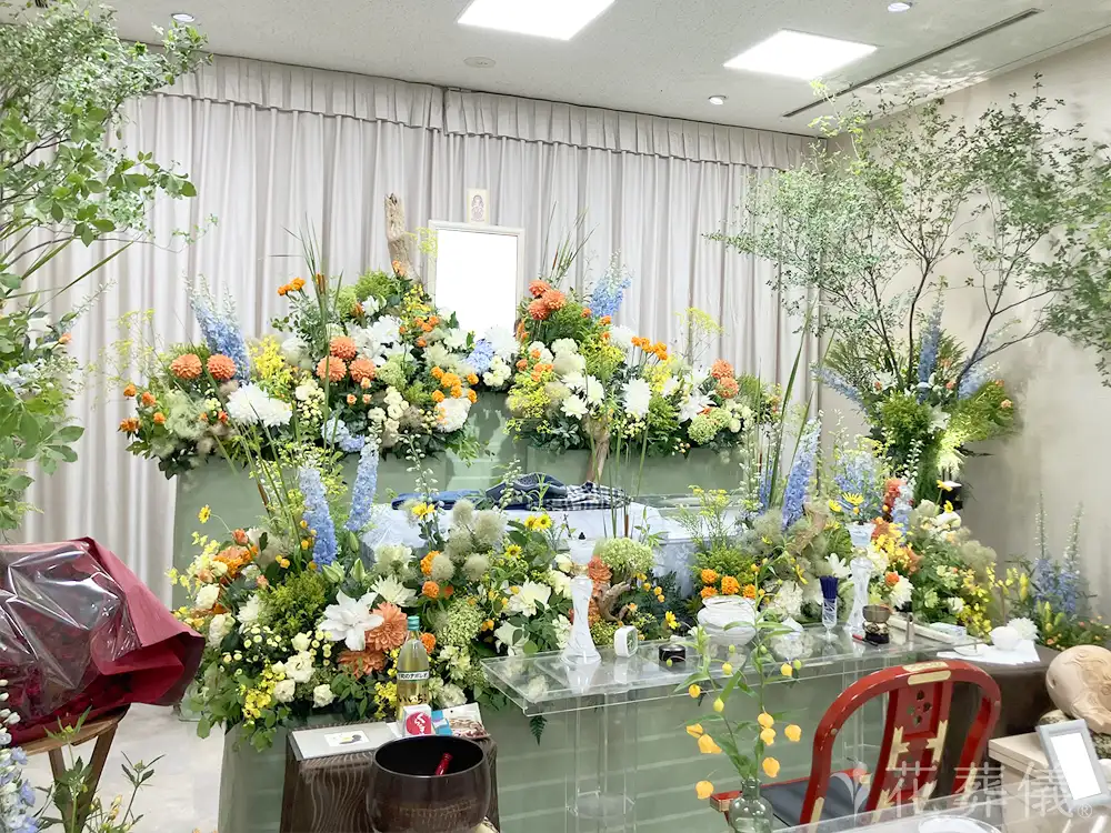 堀ノ内斎場で葬儀を行ったお客様の祭壇写真03