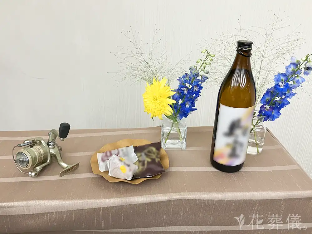 横浜市南部斎場で葬儀を行ったお客様の祭壇写真03