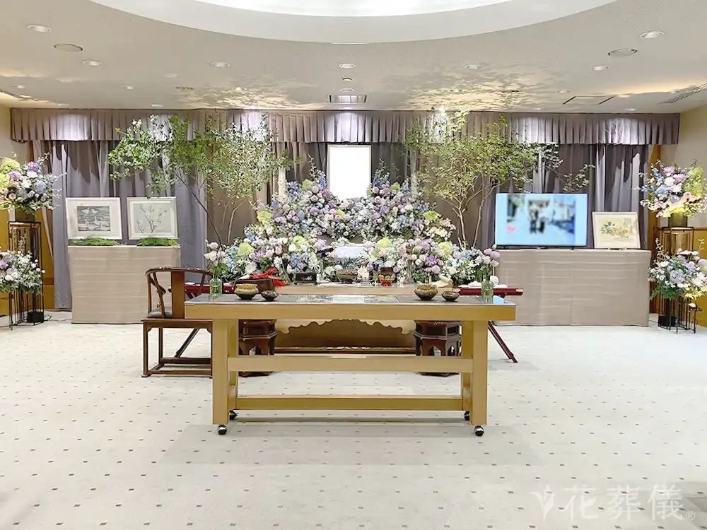 青梅市民斎場で葬儀を行ったお客様の祭壇写真01