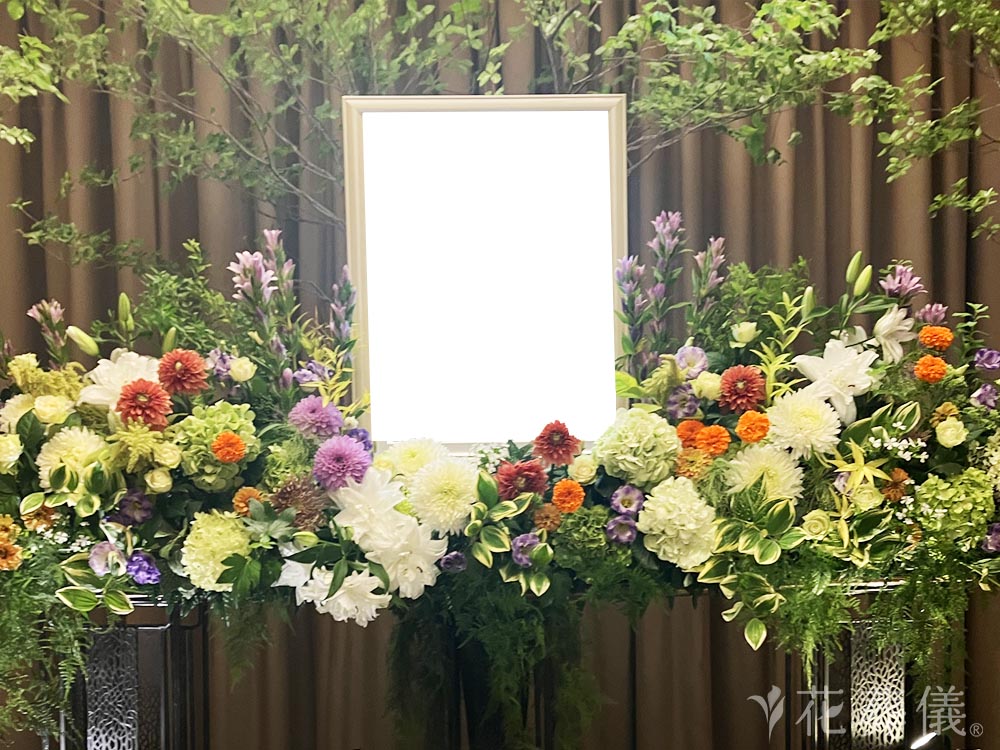 印西斎場で葬儀を行ったお客様の祭壇写真01