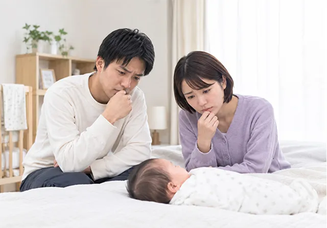 突然届いた訃報。「赤ちゃんを連れていくべき?」